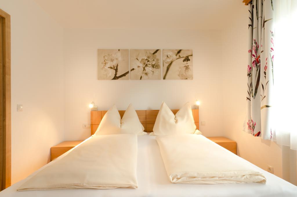 Appartements Hitzenbichler Abtenau Rum bild